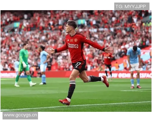 阿莫林指出曼联问题根源不在阵型完美之路任重道远